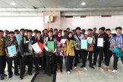 Sambut Hardiknas, Pemkot Jaksel serahkan 364 ijazah warga prasejahtera