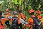 Tim SAR evakuasi lansia hilang di perkebunan Rambunan, Minahasa