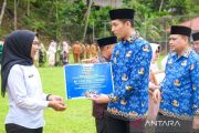 Pemko Sawahlunto salurkan Rp1,34 miliar penghargaan untuk 1.336 mahasiswa