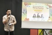 Peserta lokakarya sastra diminta membuat karya novel dengan tema Tanah suaka