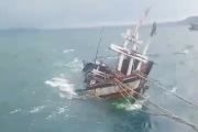 Perahu nelayan tenggelam ditabrak kapal kargo di perairan Kalianda