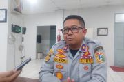 Dua truk trailer lawan arah di Cakung ganggu arus lalu lintas