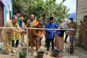 Hadirkan Air Bersih dan Bibit Produktif untuk Desa Talang Gedabu, Wujud Nyata PLN Menyalakan Harapan Masyarakat