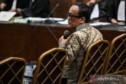 Mantan Wamenaker Noel Ebenezer hadapi sidang tuntutan kasus pemerasan K3