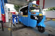 PGN gelar program tukar sampah plastik untuk BBG kendaraan bajaj