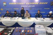 Polisi bekuk komplotan penerbit kartu SIM ilegal gunakan data pribadi