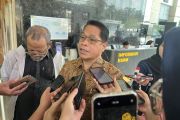 Menteri Bahlil bahas pengaruh kurs rupiah terhadap harga BBM