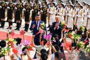 Trump akhiri kunjungan ke Beijing, sambut kemajuan hubungan AS-China