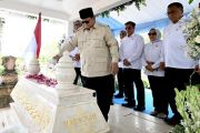 Usai resmikan museum, Prabowo berziarah ke makam Marsinah