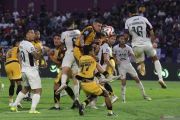 Paceklik gelar Ronaldo lanjut setelah Al-Nassr ditaklukkan Osaka 0-1