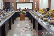 Anggota DPRD Jember ungkap alasan main gim saat rapat
