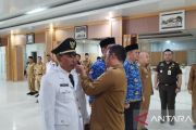 Bupati Bangka Selatan lantik dua Sekdin dan Camat Airgegas