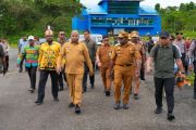 Gubernur Papua minta Pemkab Waropen perpanjang landasan Bandara Botawa
