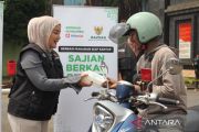 Baznas RI salurkan ribuan paket makanan siap saji di Jakarta Timur