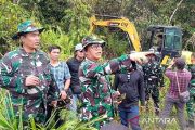 Kodim 1015/Sampit kerahkan alat berat percepat pembangunan Yonif TP 923/Mentaya