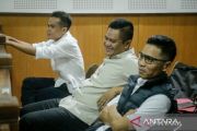 Tiga terdakwa gratifikasi DPRD NTB diusulkan berhenti sementara