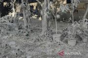 Kebocoran bahan baku semen sebabkan &ldquo;hujan abu&rdquo; di Kemang