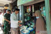 Bupati Kudus ajak warga perkuat produk lokal