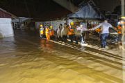 BPBD-Sulteng evakuasi warga terdampak banjir di Bungku Tengah