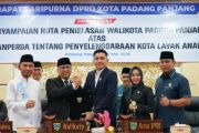 Wako Padang Panjang ajukan Ranperda Kota Layak Anak