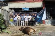 Ratusan warga binaan Rutan Padang santap sup daging kurban