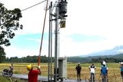 PLN mengalirkan listrik ke daerah pelosok di Kabupaten Ngada