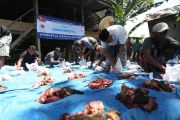 FJL Aceh berbagi kurban sesama jurnalis dan warga kurang mampu