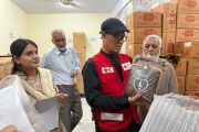 Indonesian Red Cross ships emergency aid to Iran