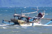 BPBD imbau nelayan Jember waspadai gelombang tinggi di Laut Selatan