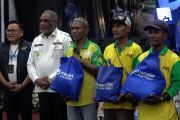 Harkitnas 2026, Pemkot Jayapura salurkan 2.800 sembako untuk warga
