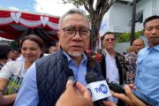 Menko Pangan bagikan 1.000 paket sembako untuk umat GBI di NTT