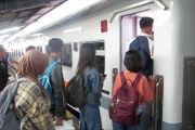 Pantauan arus penumpang kereta di Jatim pada momen libur panjang