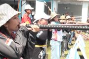 Lomba Menyipet jadi upaya melestarikan budaya Dayak Kalimantan