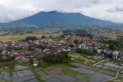 PGA laporkan Gunung Marapi erupsi pada Selasa malam