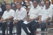 Empat terdakwa korupsi penjualan aset PTPN ke Citraland divonis bebas
