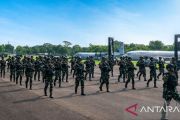 Kemhan pamerkan pasukan ahli drone kamikaze saat defile di Lanud Halim