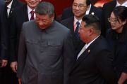 Kim Jong Un umumkan Korut kembangkan 'senjata bawah air rahasia'
