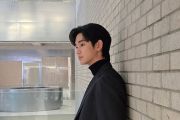 Kim Soo Hyun akan berpartisipasi dalam syuting iklan merek fesyen