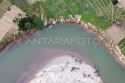 Aktivitas galian C ancam bantaran sungai Batang Anai