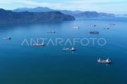 Upaya mengurangi antrean kapal di Teluk Bayur