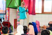 Tanamkan PHBS sejak dini, mahasiswa Kesmas UMS kenalkan pilah sampah dan CTPS
