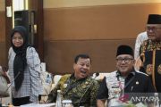 Bupati Suhardiman Amby hadiri RUPS Bank Syariah