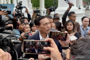 Prabowo panggil Luhut dan Chatib Basri ke Istana pada Selasa sore