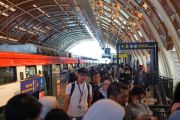 KLB Uji Coba LRT Jabodebek Mulai Dimanfaatkan Pengguna pada Jam Sibuk Pagi
