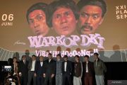 Warkop DKI: Viralin Dong!, perjalanan mencari peruntungan konten viral