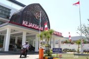 Kejari Mataram melengkapi administrasi tahap dua kasus korupsi COVID-19