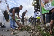 Pemkab Kulon Progo mengerahkan aparat gabungan bersihkan Pasar Jombokan