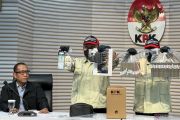 Hukum kemarin, KPK tahan tersangka hingga Raffi Ahmad konferensi pers