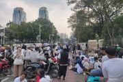 Ibu rumah tangga gelar aksi dukung keberlanjutan MBG di Patung Kuda