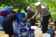 Polrestabes Semarang bantu 19 ribu liter air ke daerah kekeringan